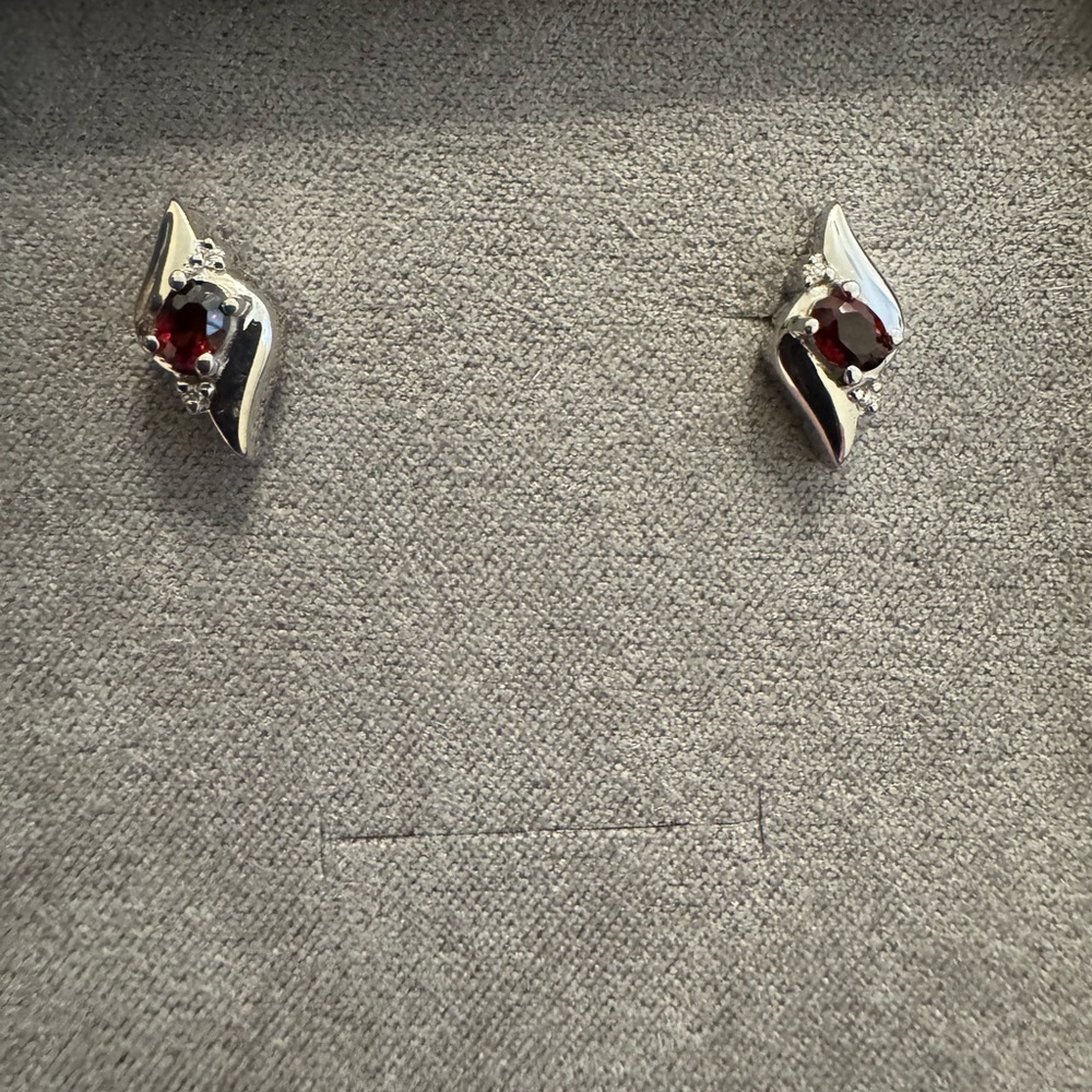 NWOT Angara Elegant Sterling Silver and Garnet Gemstone Earings